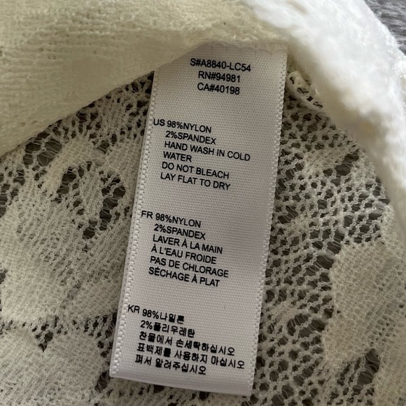 𝅺💜3/$15 Twentyone Spaghetti Strap Lace White tank tops size M - Picture 6 of 7